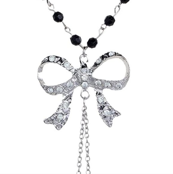 Silver plated black-and-white beaded crystal bow necklace - Picture 6 of 16